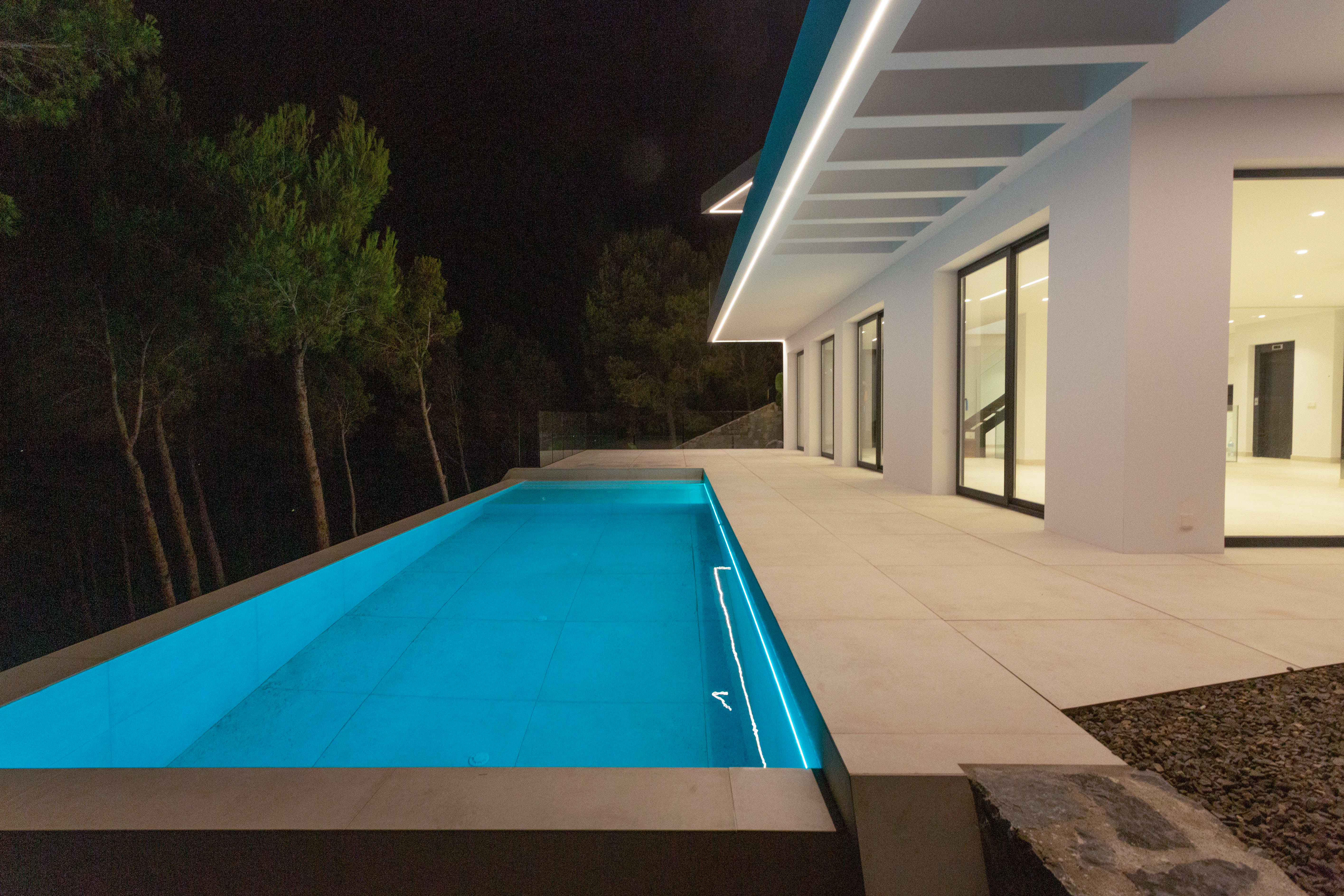 Moderne villa i Altea med fantastisk utsikt over Middelhavet