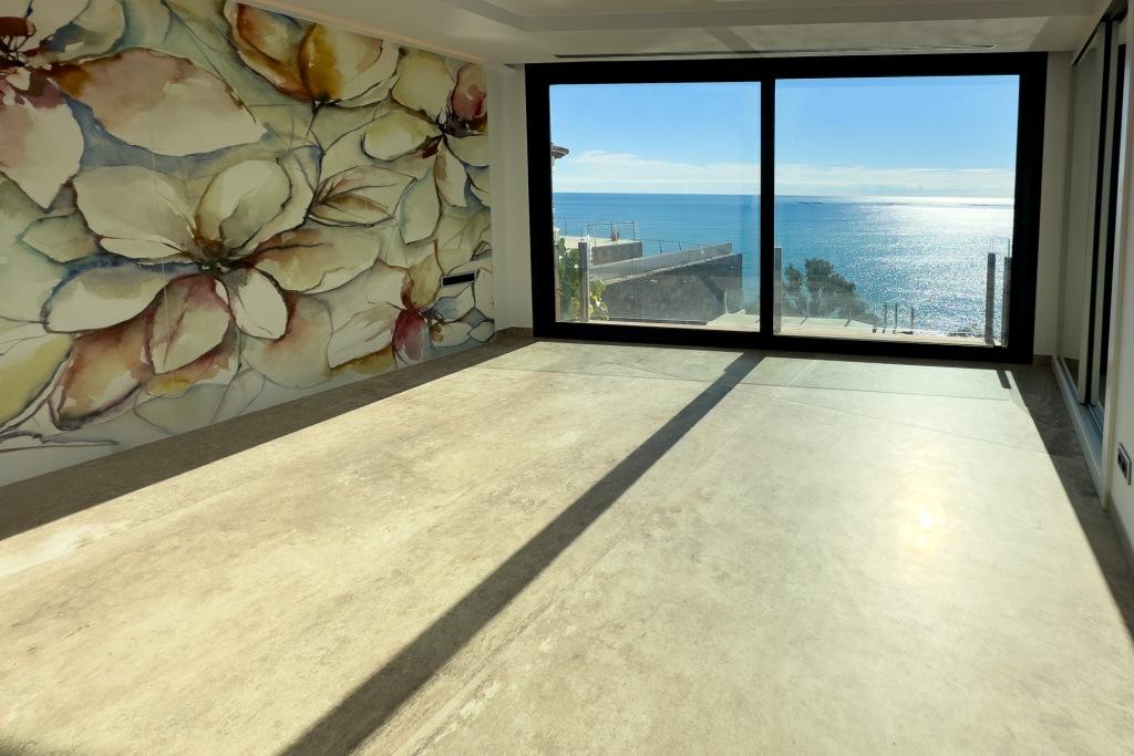 Majestetisk Luksusvilla på Stranden i Pto. Blanco Calpe