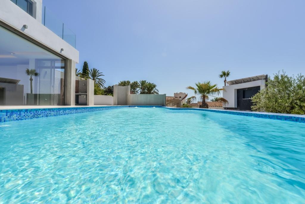 Villa de luxe extraordinaire sur la 2ème ligne de mer à Calpe