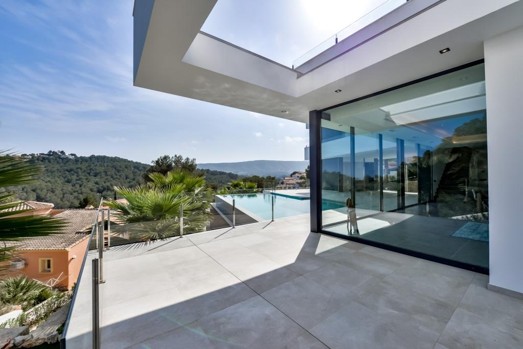 Magnifique villa de luxe moderne près de la mer à Javea
