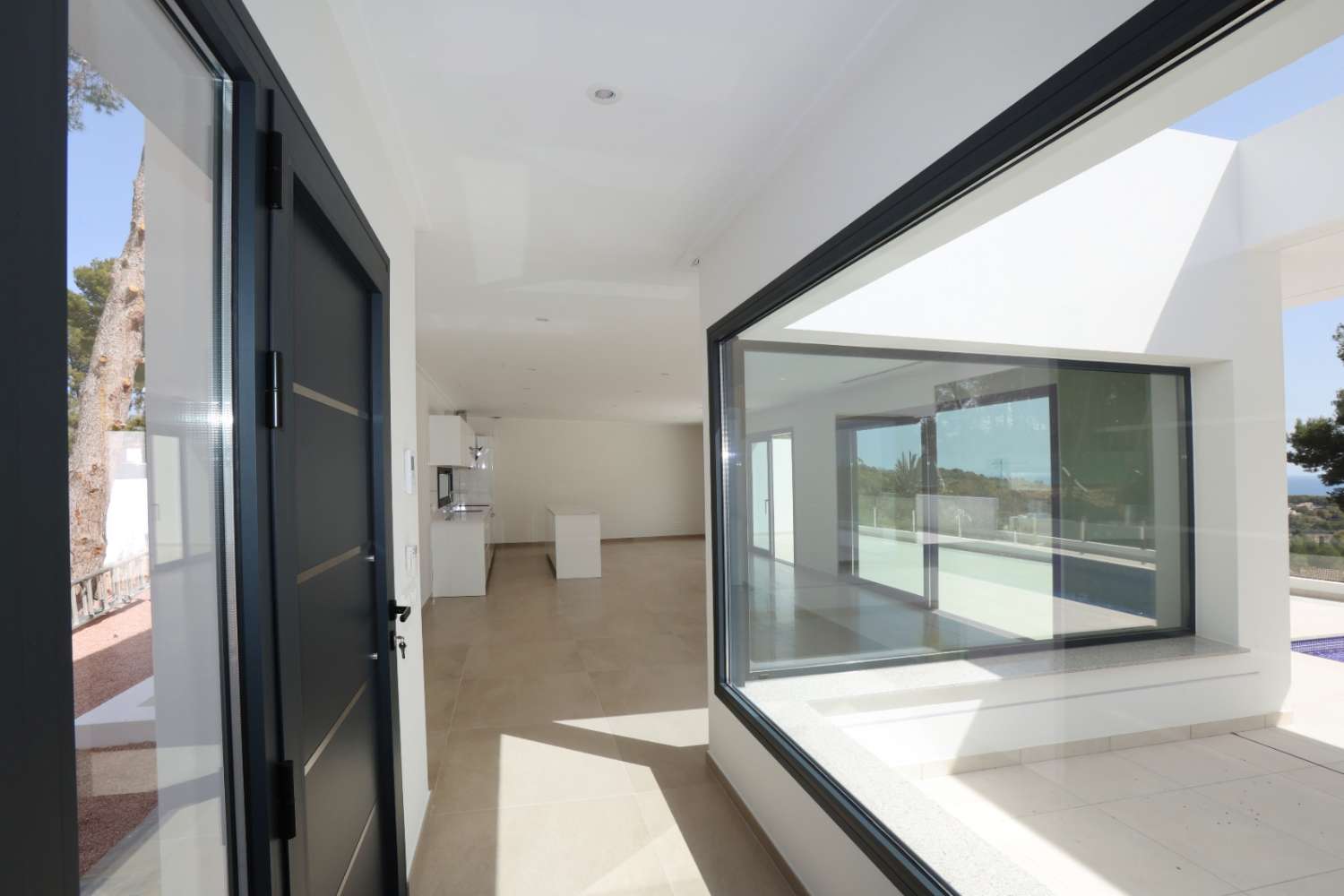 Modern and Sunny Villa in the Coastal Area of Benissa