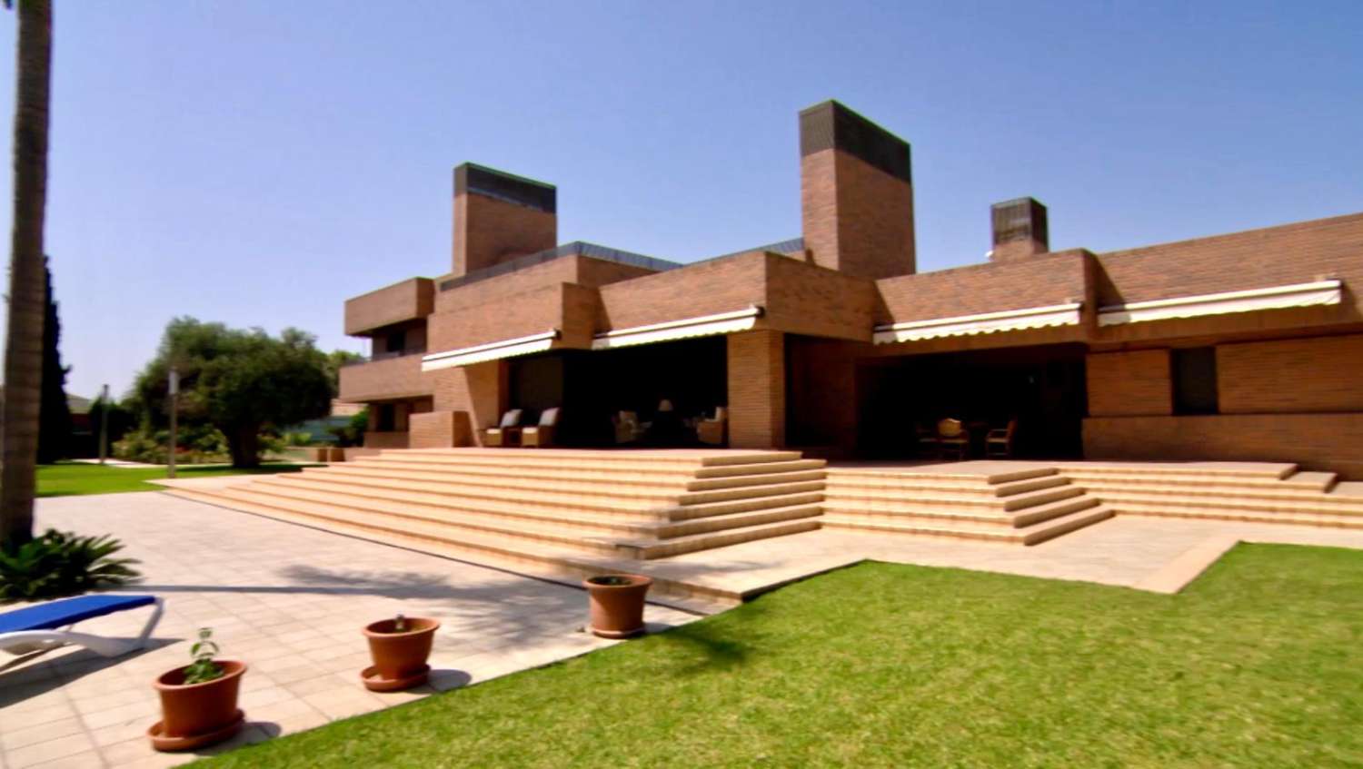 Villa til salgs til Algoda-Matola-Llano de San José (Elche)