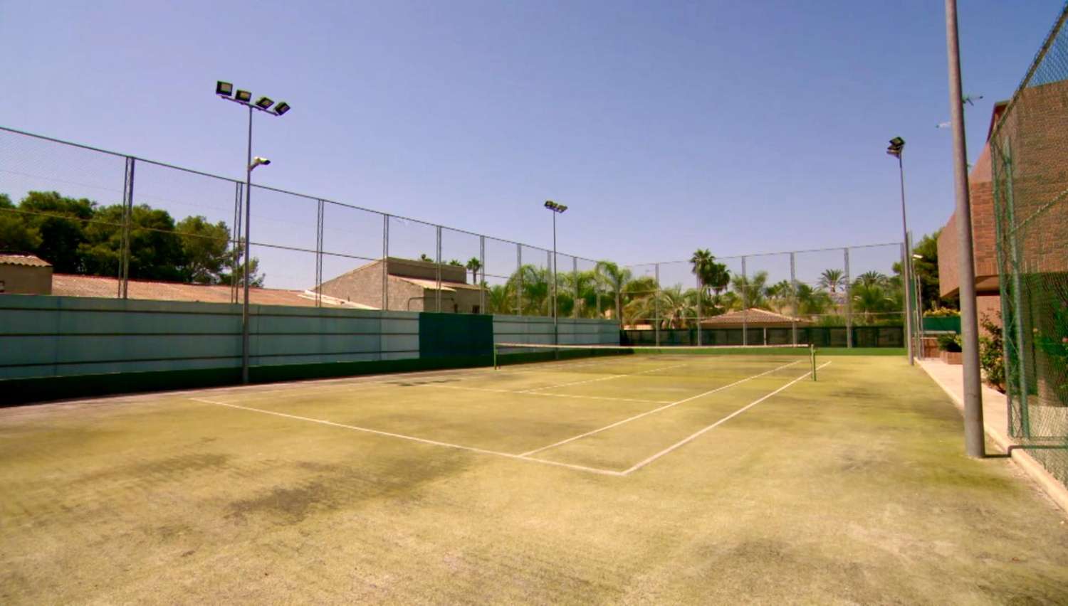Villa til salgs til Algoda-Matola-Llano de San José (Elche)