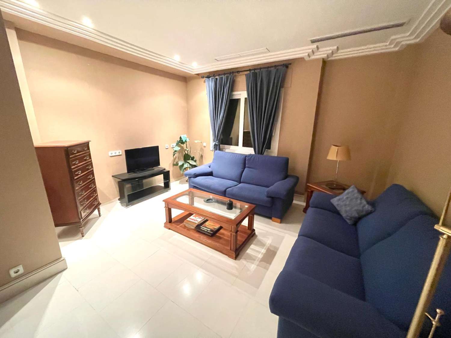 Villa til salgs til Algoda-Matola-Llano de San José (Elche)