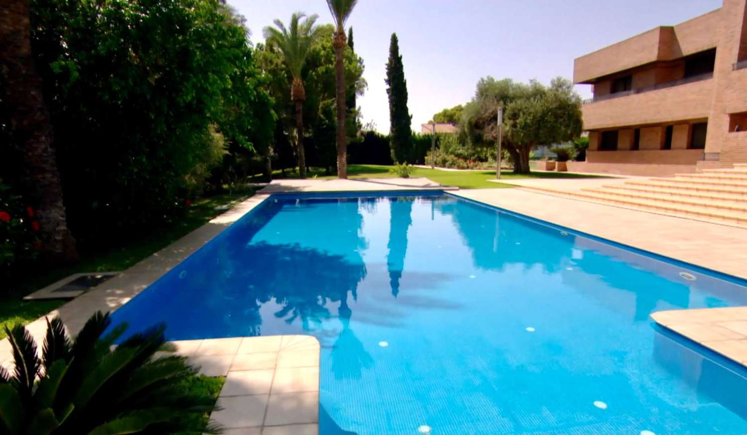 Villa til salgs til Algoda-Matola-Llano de San José (Elche)